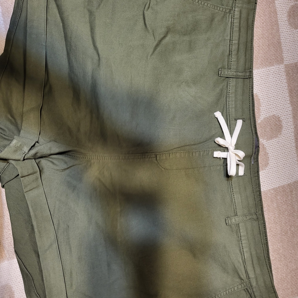 Torrid Olive Green Women's Cargo Shorts